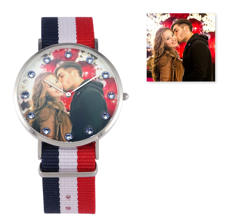 Наручные часы с фотографией пары - символ любви