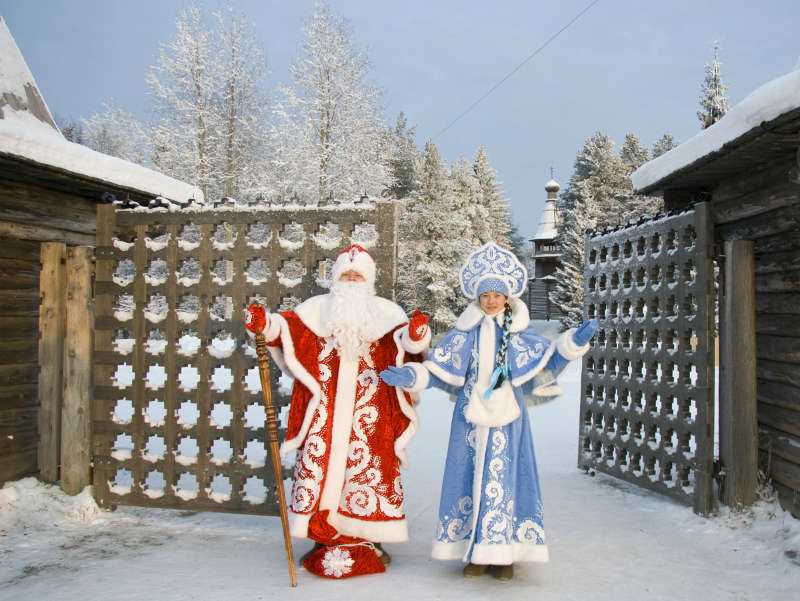 Дед Мороз и Снегурочка из Архангельска